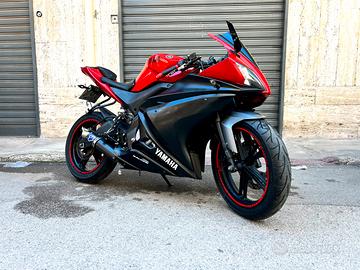 Yamaha YZF-R125 2009