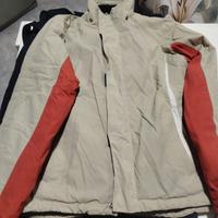 tute e scarpe da neve 