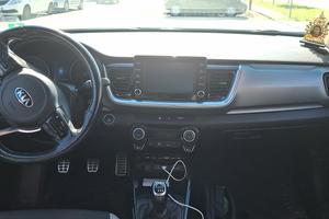 Kia stonic tagliandi documentati 