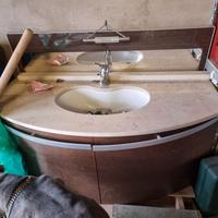 mobile bagno sospeso marmo