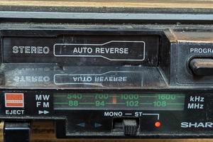 autoradio Sharp epoca