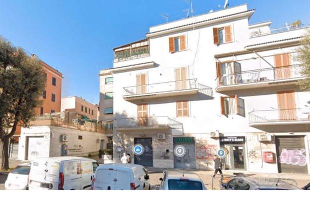 Box/cantine centocelle piazza degli ontani