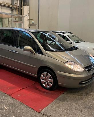 Citroen C8 2.0 HDi FAP -2004--7 locuri