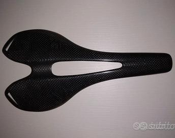 sella bici carbonio