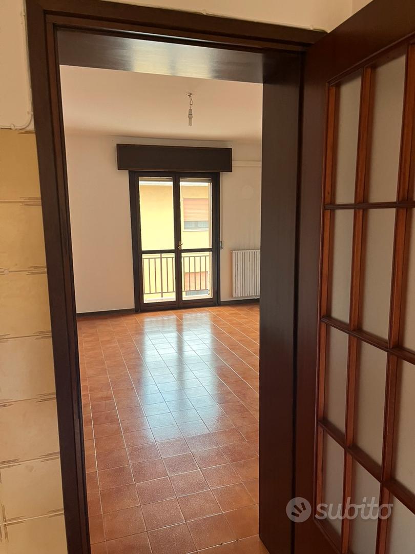 Appartamento di 118 mq a Stradella di Bigarello - Vista 4
