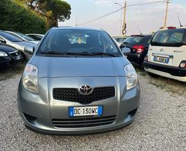 Toyota Yaris 1.3 5 porte
