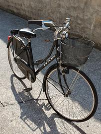Bicicletta da donna modello Olanda
