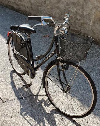 Bicicletta da donna modello Olanda