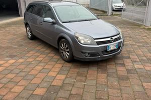 Opel Astra SW 1.7 cdti Cosmo 101cv