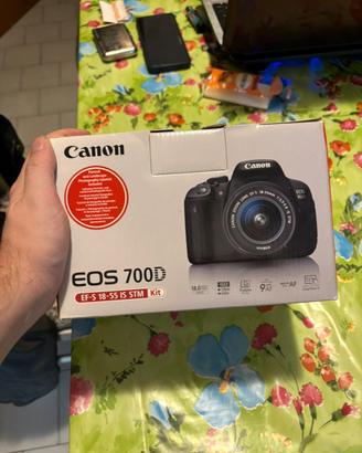 Canon 700D
