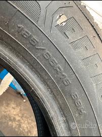 N.4 pneumatici goodyear 185/65 r15 88H