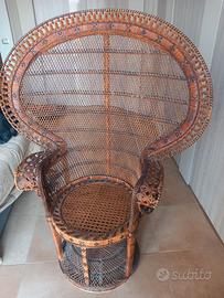 Poltrona  a pavone in vimini