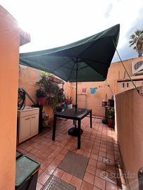 Ombrellone 3x2 metri + base + tavolo