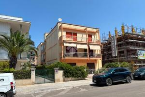 4 LOCALI A GALLIPOLI