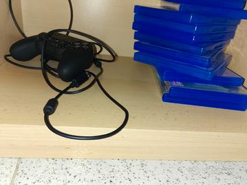 PS4 slim + giochi SOLO RITIRO A MANO 