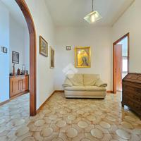 5 LOCALI A QUARTU SANT'ELENA