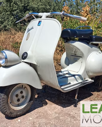 Piaggio Vespa 125 VM1T (M1573)