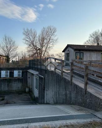 MAGAZZINO A ASOLO