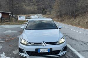 GOLF GTD