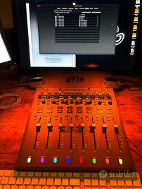 Avid S1