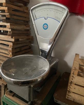 Bilancia arsa da banco perfettamente funzionante