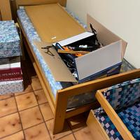 Letto singolo e seggiolina