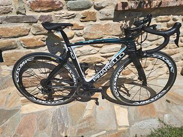 Pinarello F10 dogma sky team