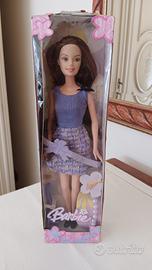 BARBIE Style Brunette 2004 nuova