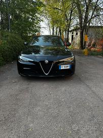 Alfa Romeo Giulia 2.0 t Super 200cv auto