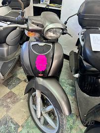 Piaggio scarabeo 100 4t
