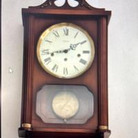 Orologio a penfolo funzionante