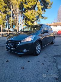 PEUGEOT 208 1.4 HDI