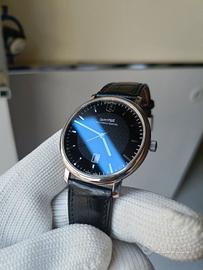 Eberhard Aliante 21021 Slim case