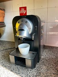 Macchina caffè Nespresso professionale