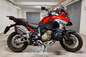 Ducati Multistrada V4s full come nuova