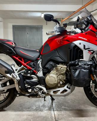 Ducati Multistrada V4s full come nuova