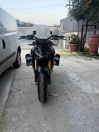 Ducati Streetfighter V 4 S P