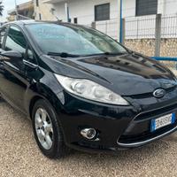 Ford Fiesta 5 porte GPL di serie 12/2010