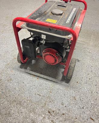Generatore Pramac EM4100 3.5kW – AVR