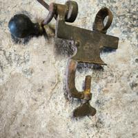 antica pressa per cartucce 