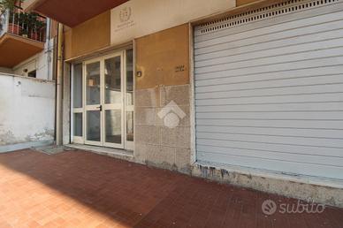 DEPOSITO A REGGIO DI CALABRIA