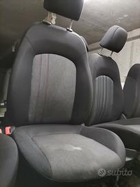 Sedile anteriore sx FIAT GRANDE PUNTO del 2013