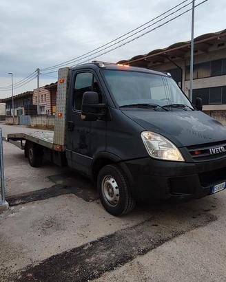 Carroattrezzi Iveco Daily 2008