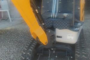 escavatore IRE 18P