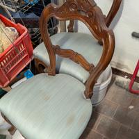 Set 4 sedie in legno con decoro intagliato