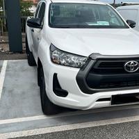 Toyota Hilux 2.4 D-4D Extra Cab 4WD 2023-35000 km