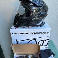 CASCO AIROH COMMANDER  Full Carbon Gloss 