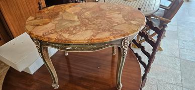 Tavolino con marmo