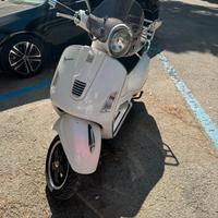 Vespa GTS300