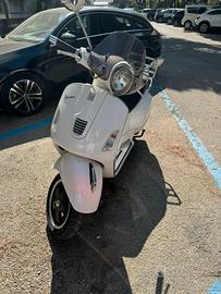 Vespa GTS300